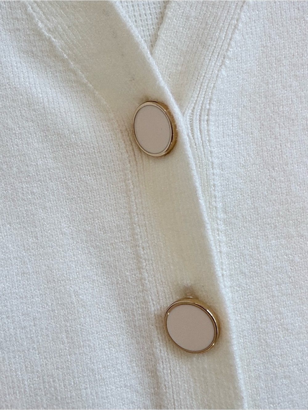 Abercrombie & Fitch Cream Button Front Cardigan NWT Size M - Picture 3 of 4